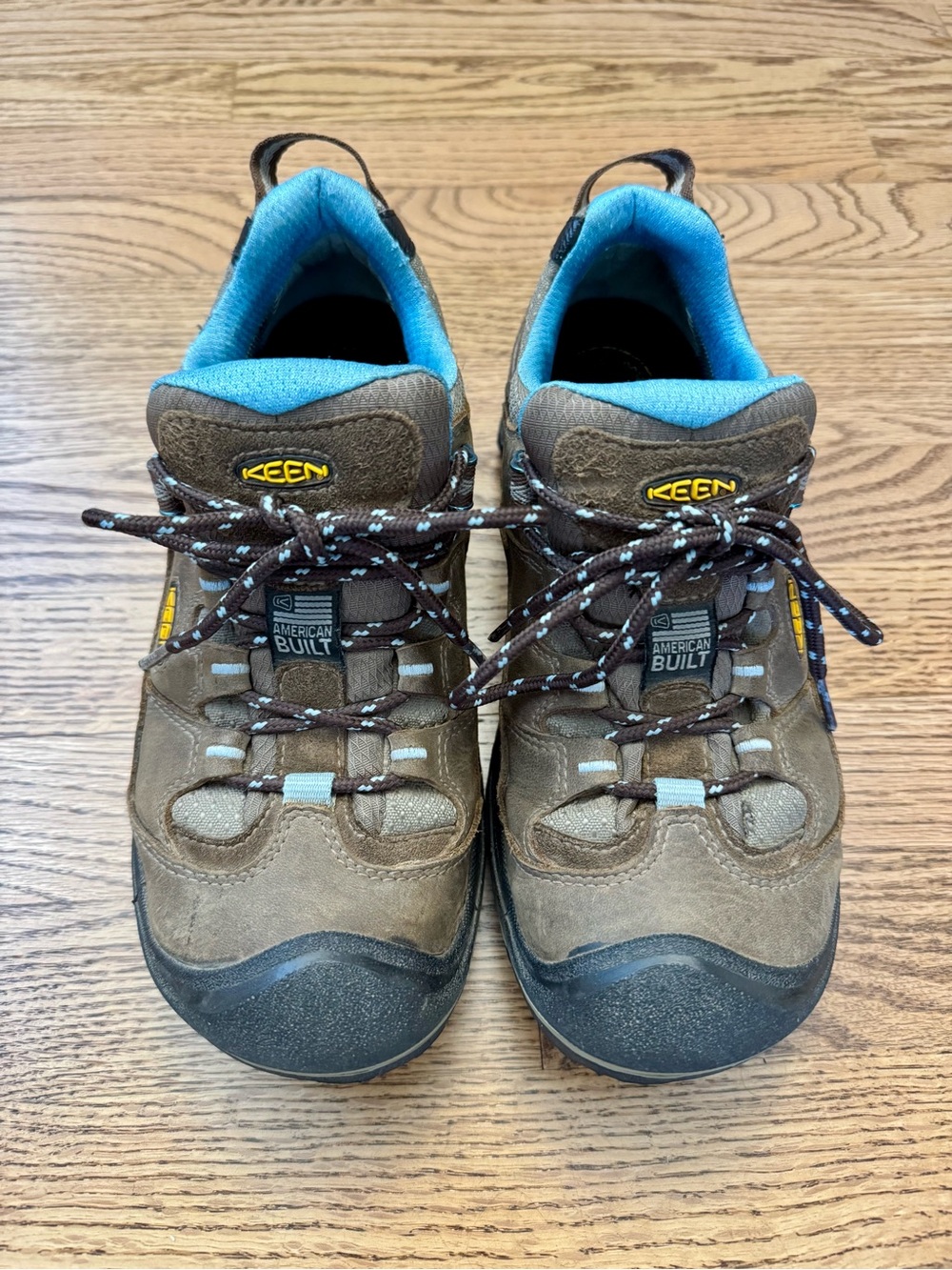 Women’s Keen Brown Hiking Shoes with Bright Blue Lining